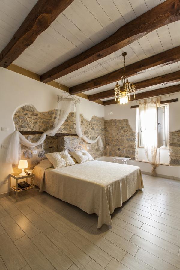 Aia Antica Bed & Breakfast Monte San Biagio Exterior photo